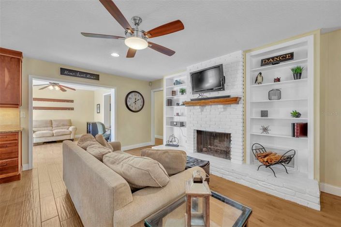 Image No.14-5 Bed House for sale