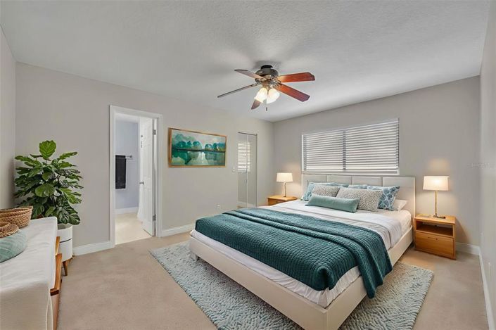 Image No.22-5 Bed House for sale