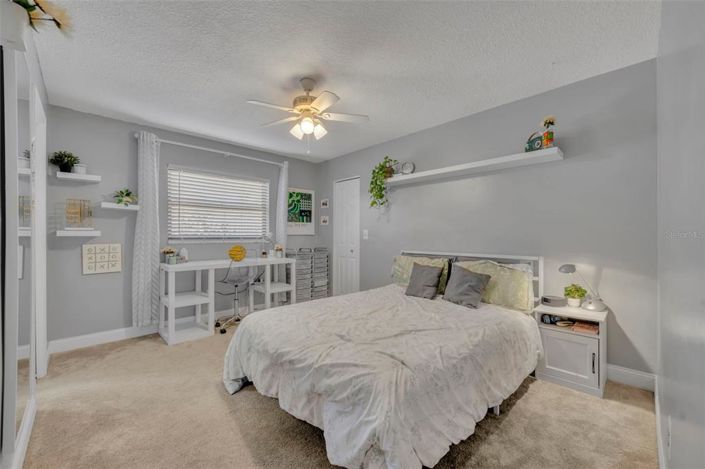 Image No.24-5 Bed House for sale