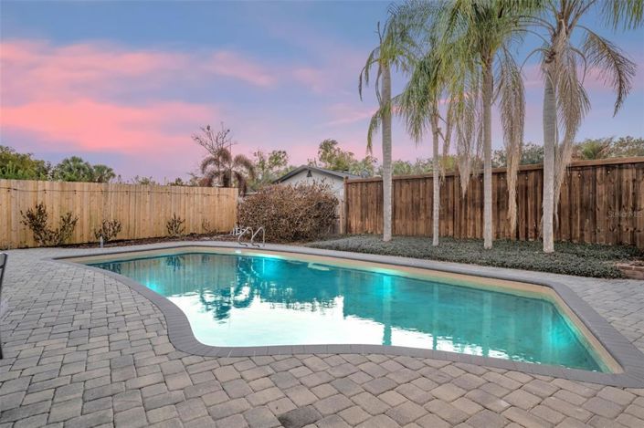 Image No.32-5 Bed House for sale