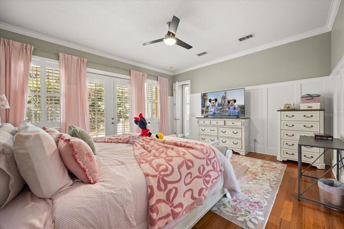 Image No.31-5 Bed House for sale