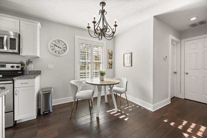 Image No.44-5 Bed House for sale