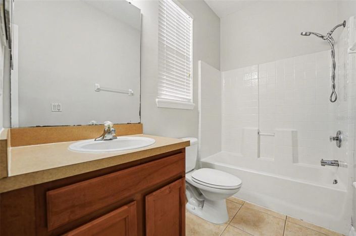 Image No.17-3 Bed House for sale
