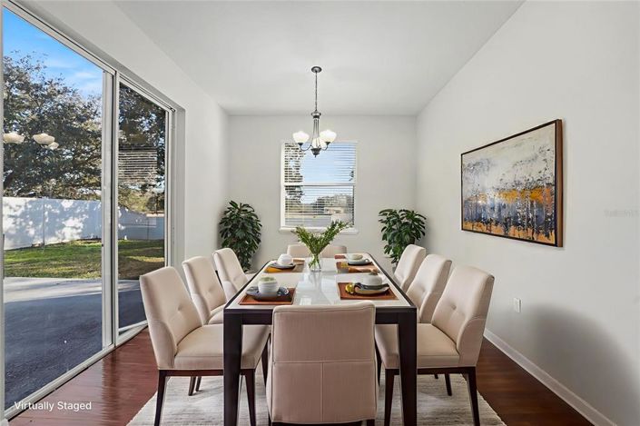 Image No.7-3 Bed House for sale