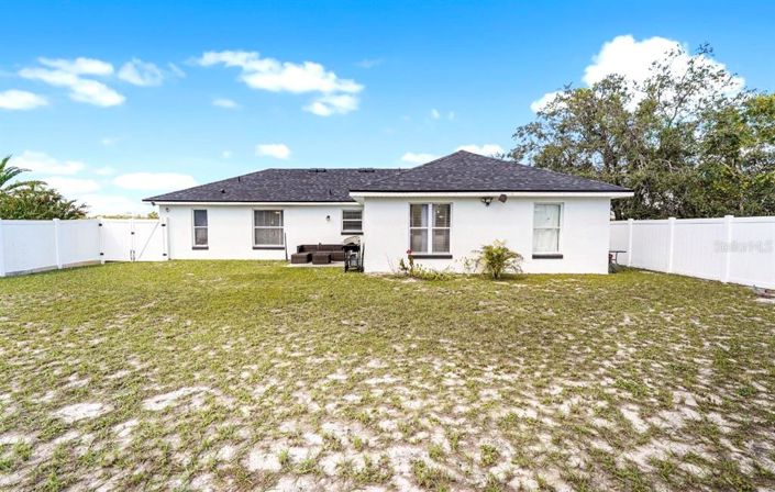 Image No.22-3 Bed House for sale