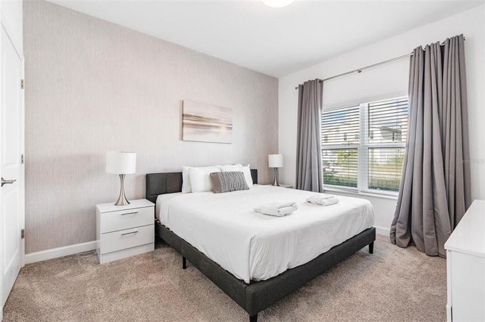 Image No.27-4 Bed Townhouse for sale