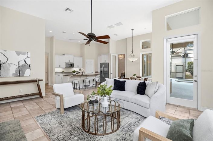 Image No.22-5 Bed House for sale