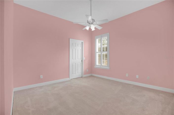 Image No.32-5 Bed House for sale