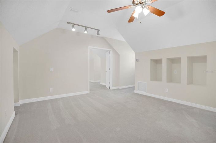 Image No.35-5 Bed House for sale