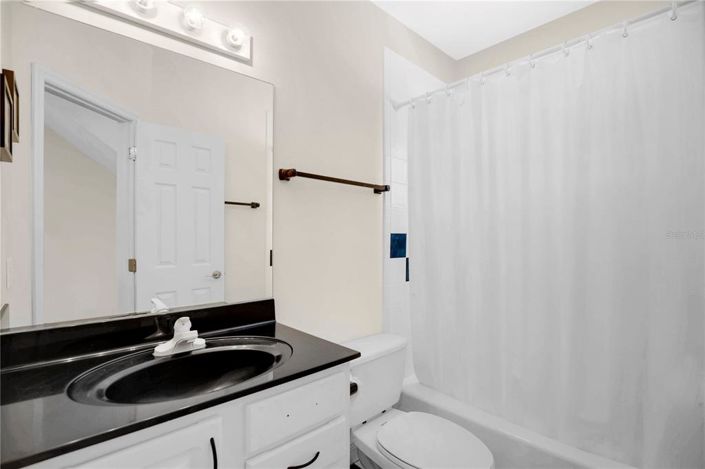 Image No.37-5 Bed House for sale