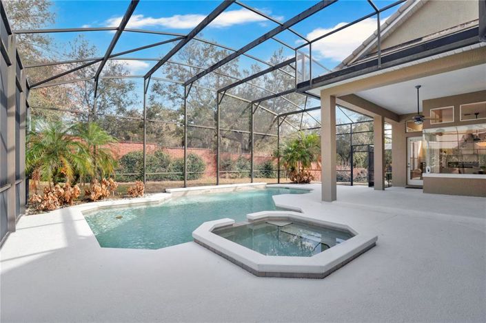 Image No.42-5 Bed House for sale