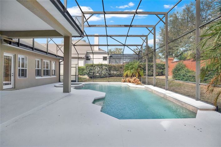 Image No.43-5 Bed House for sale