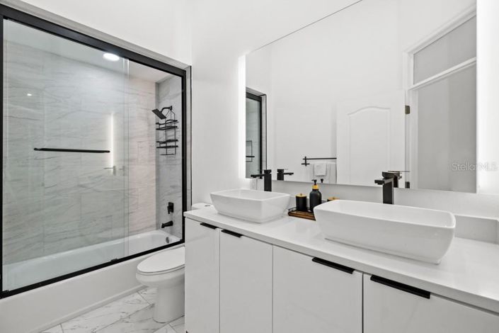 Image No.22-4 Bed House for sale