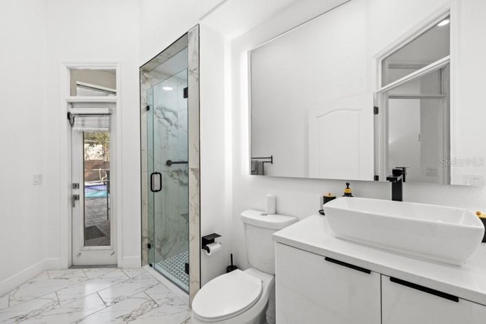 Image No.25-4 Bed House for sale