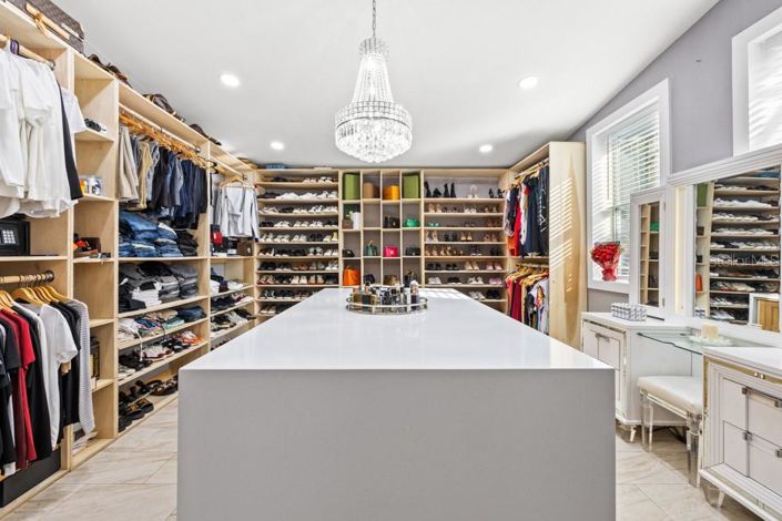 Image No.4-4 Bed House for sale