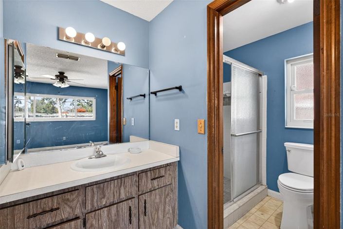 Image No.18-3 Bed House for sale