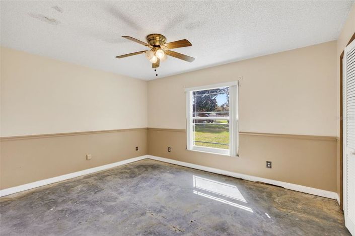 Image No.21-3 Bed House for sale