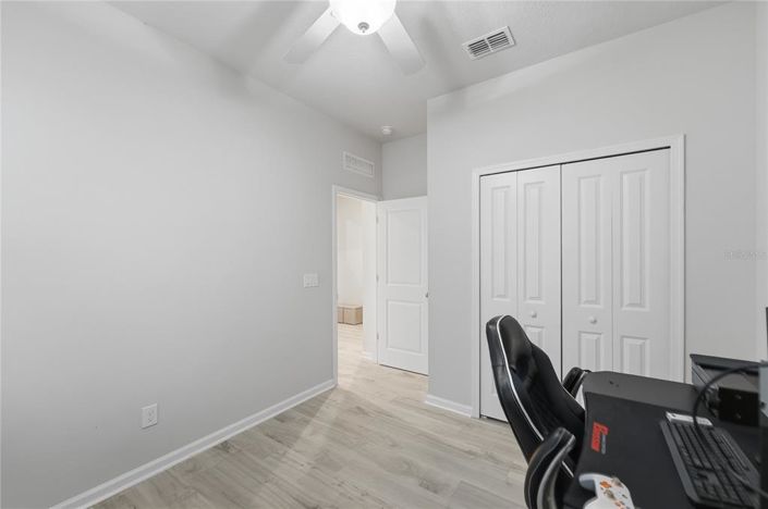 Image No.10-4 Bed House for sale