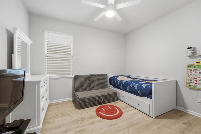 Image No.13-4 Bed House for sale