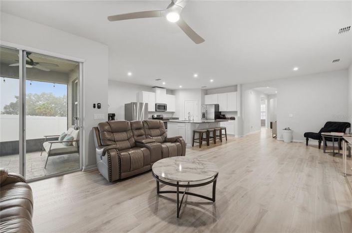 Image No.26-4 Bed House for sale