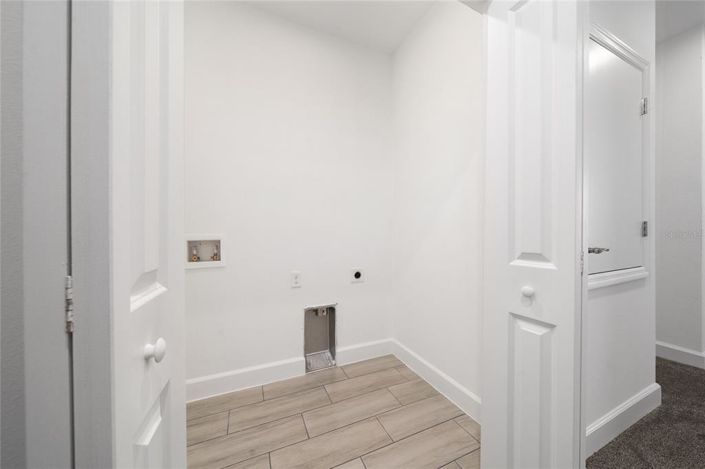 Image No.21-4 Bed Townhouse for sale