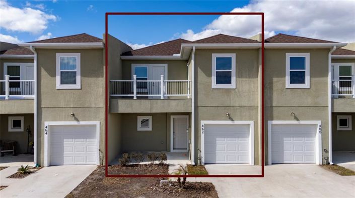 Image No.28-4 Bed Townhouse for sale