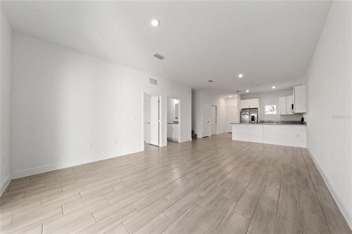 Image No.6-4 Bed Townhouse for sale