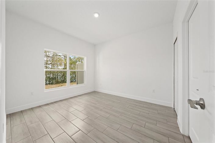 Image No.7-Maison de ville de 4 chambres à vendre à Saint John