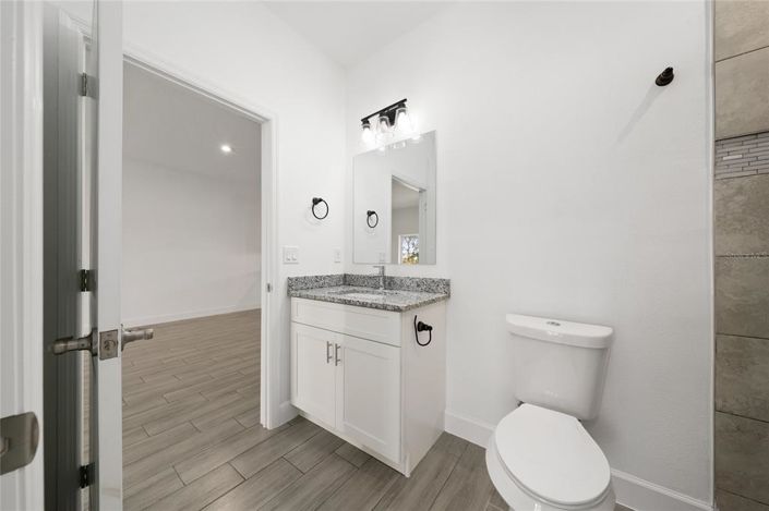 Image No.11-4 Bed Townhouse for sale