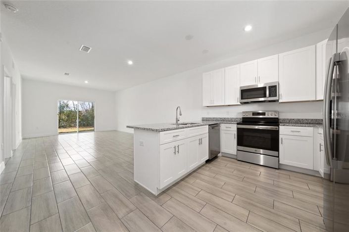 Image No.2-4 Bed Townhouse for sale