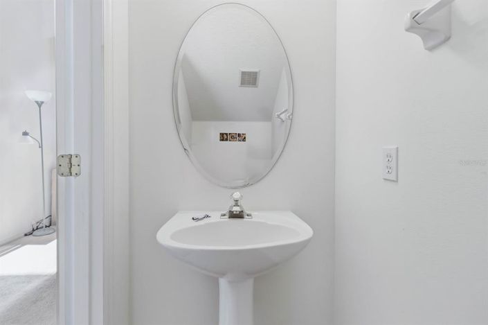 Image No.24-4 Bed House for sale