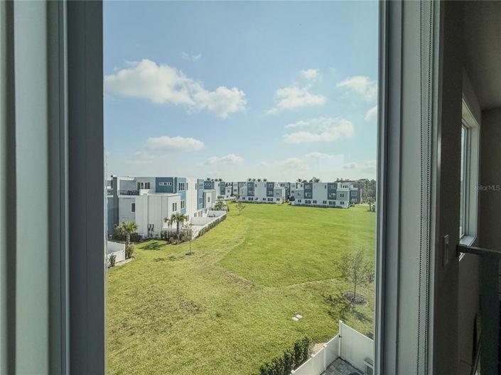 Image No.25-5 Bed Apartment for sale