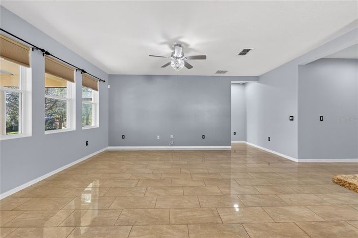 Image No.33-Maison de 4 chambres à vendre à Saint John