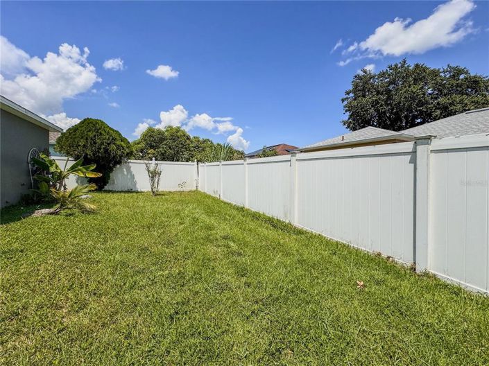 Image No.26-4 Bed House for sale