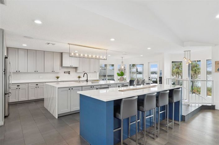 Image No.15-4 Bed House for sale