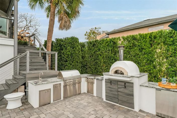 Image No.50-4 Bed House for sale