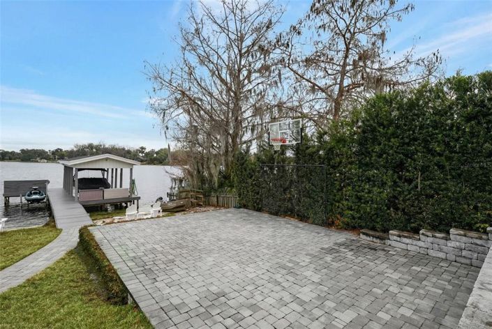 Image No.56-4 Bed House for sale