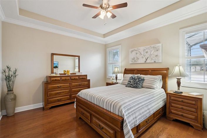 Image No.20-4 Bed House for sale