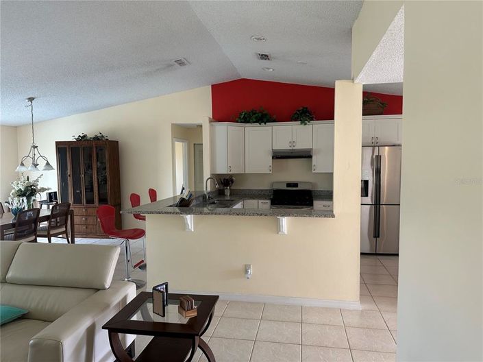 Image No.10-3 Bed House for sale