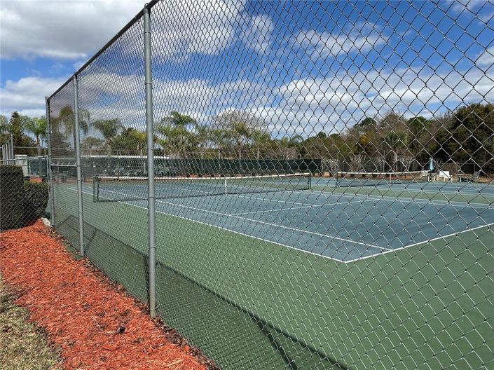 Image No.21-3 Bed House for sale