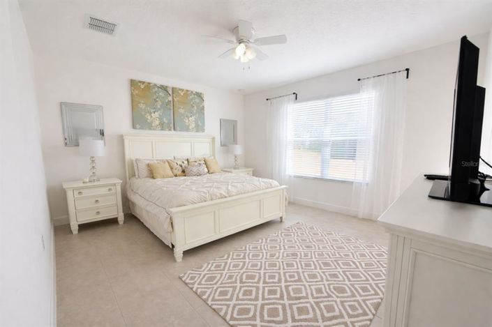 Image No.15-5 Bed House for sale