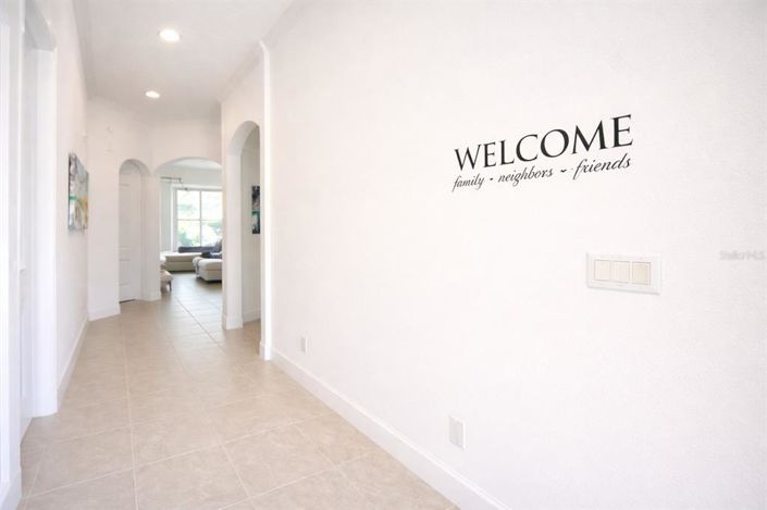 Image No.2-5 Bed House for sale