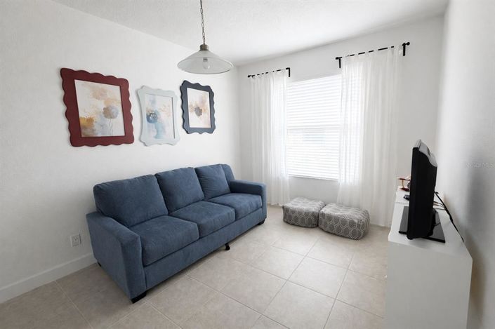 Image No.28-5 Bed House for sale