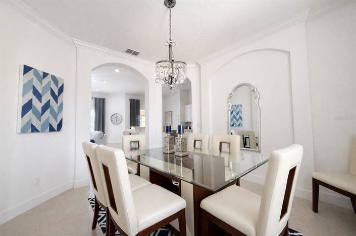 Image No.4-5 Bed House for sale