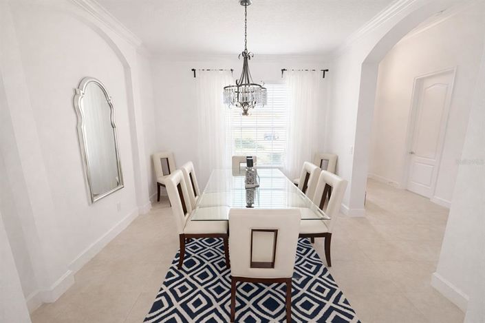 Image No.5-5 Bed House for sale