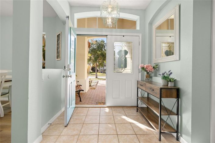 Image No.4-5 Bed House for sale