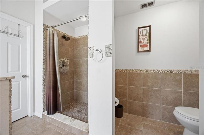 Image No.20-4 Bed House for sale