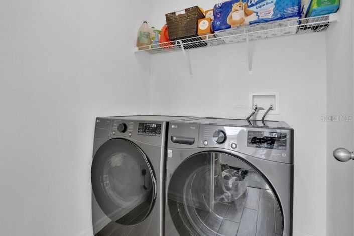 Image No.17-3 Bed Townhouse for sale