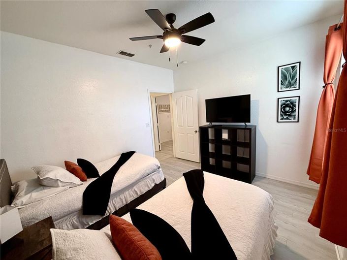 Image No.21-2 Bed Apartment for sale