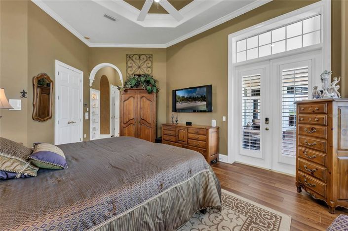 Image No.23-5 Bed House for sale